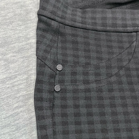 Sanctuary Black Plaid Leggings - Picture 4 of 10